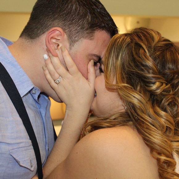 Meet your Posher, Amanda - Picture 1 of 1